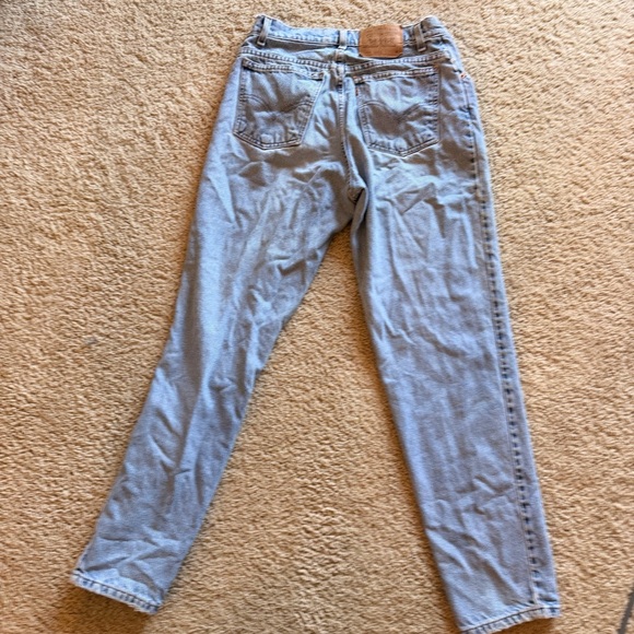 Levi's Light Blue Denim with Brown Label - Picture 2 of 4